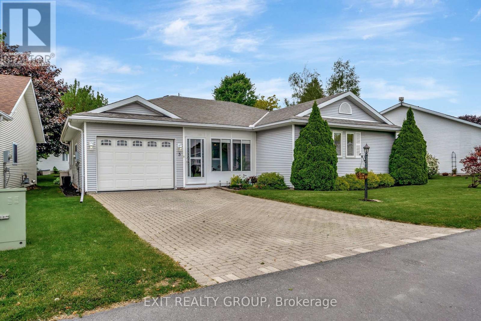 5 Cretney Dr, Prince Edward County Wellington, ON K0K 3L0