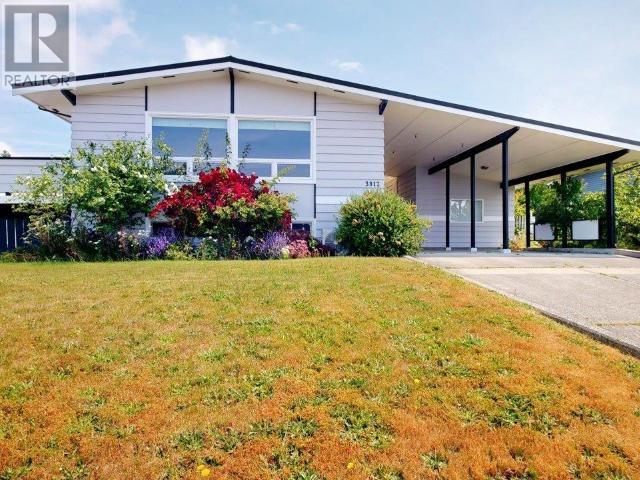 3912 Joyce Ave, Powell River, BC V8A 2Z3