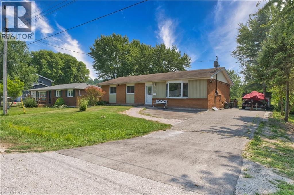 365 Adeline Dr, Georgina, ON L4P 3C4