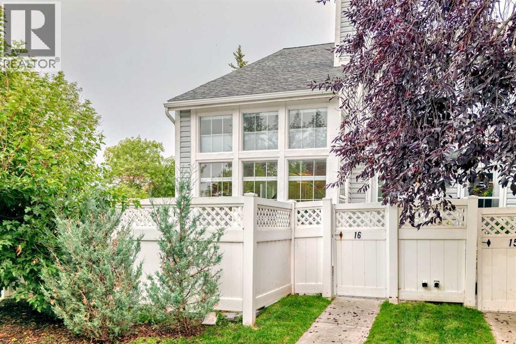 28 Berwick Crescent Nw Unit 16, Calgary, AB T3K 1Y7