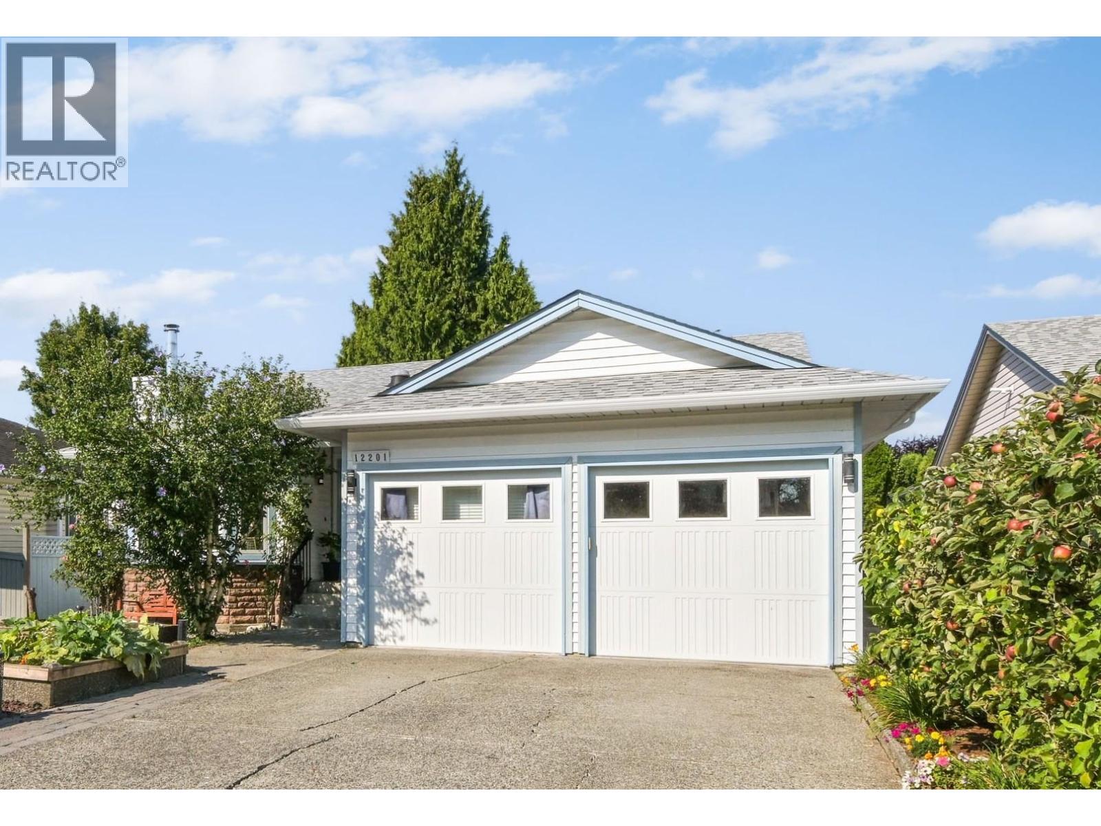 12201 Irving St, Maple Ridge, BC V2X 9S2