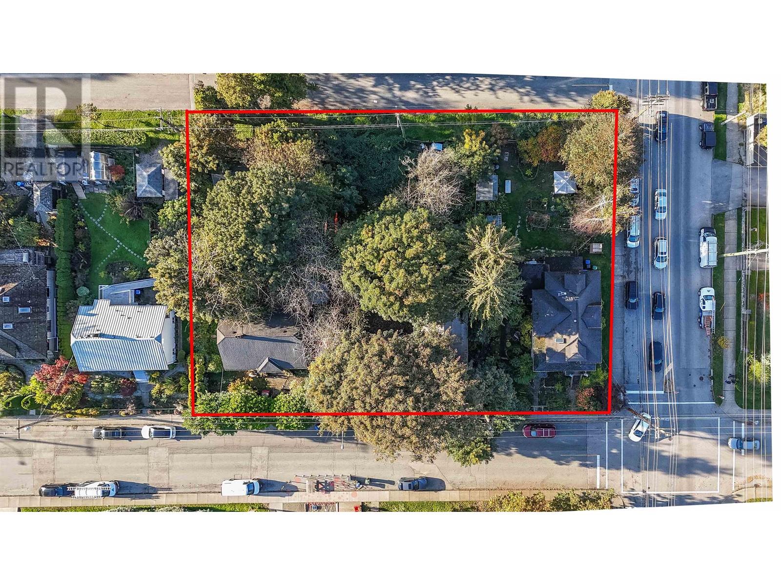 1001-1011 Fifth Ave, New Westminster, BC V3M 1Y5