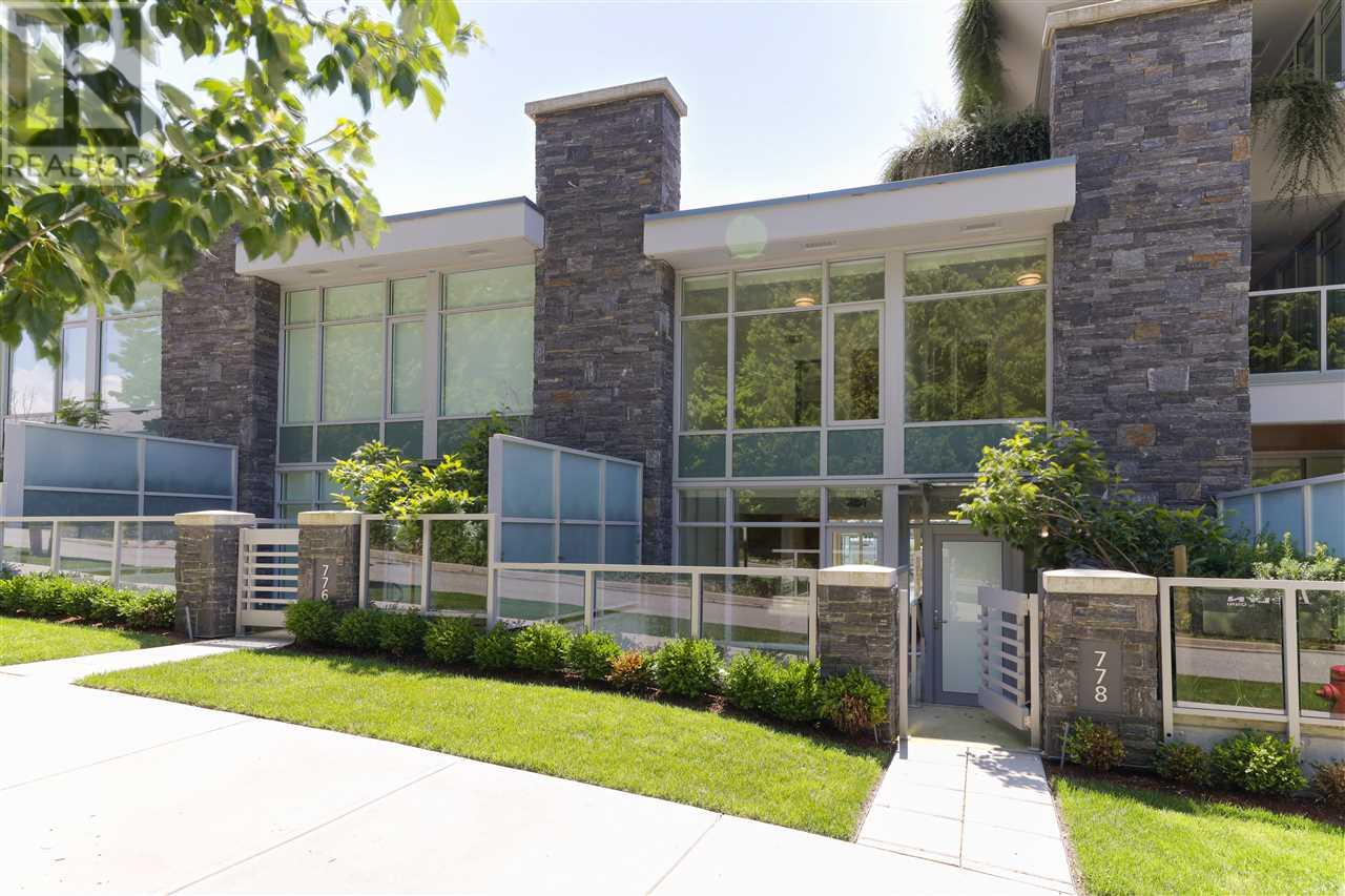 778 Arthur Erickson Pl, West Vancouver, BC V7T 0B6