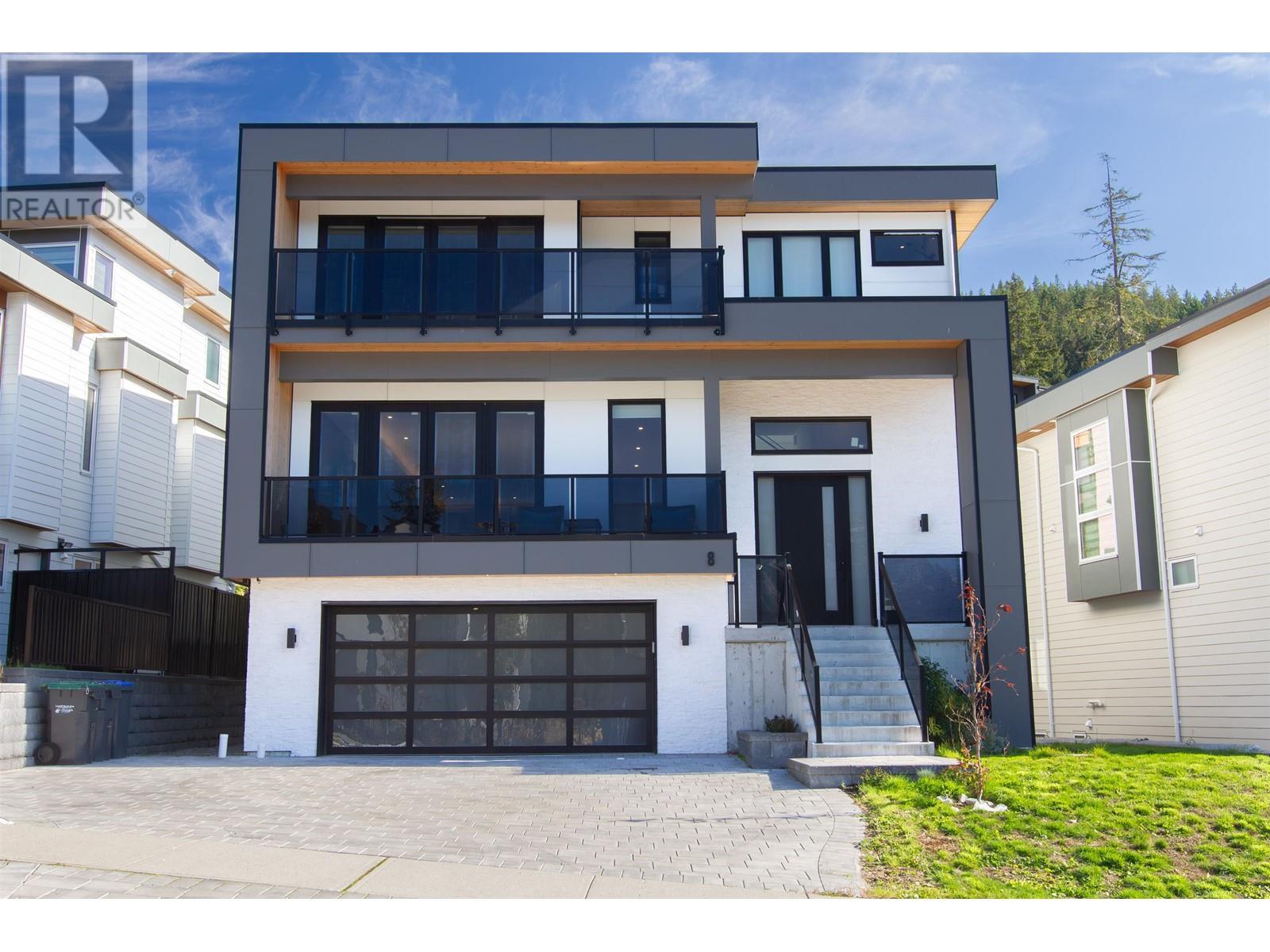 3385 Mamquam Road Unit 8, Squamish, BC V8B 0E3