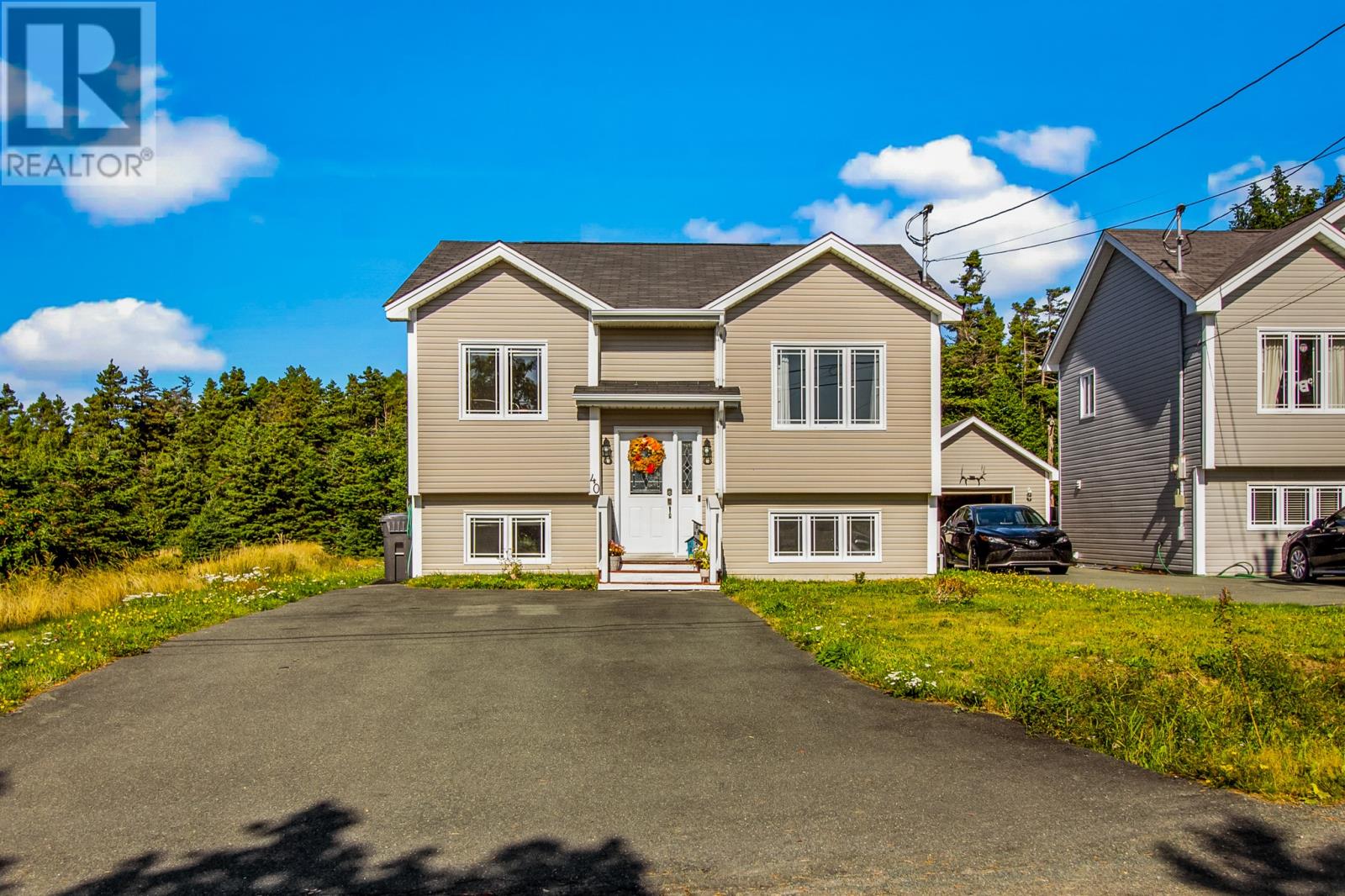 40 Roberts Rd N, Conception Bay South, NL A1X 6K2