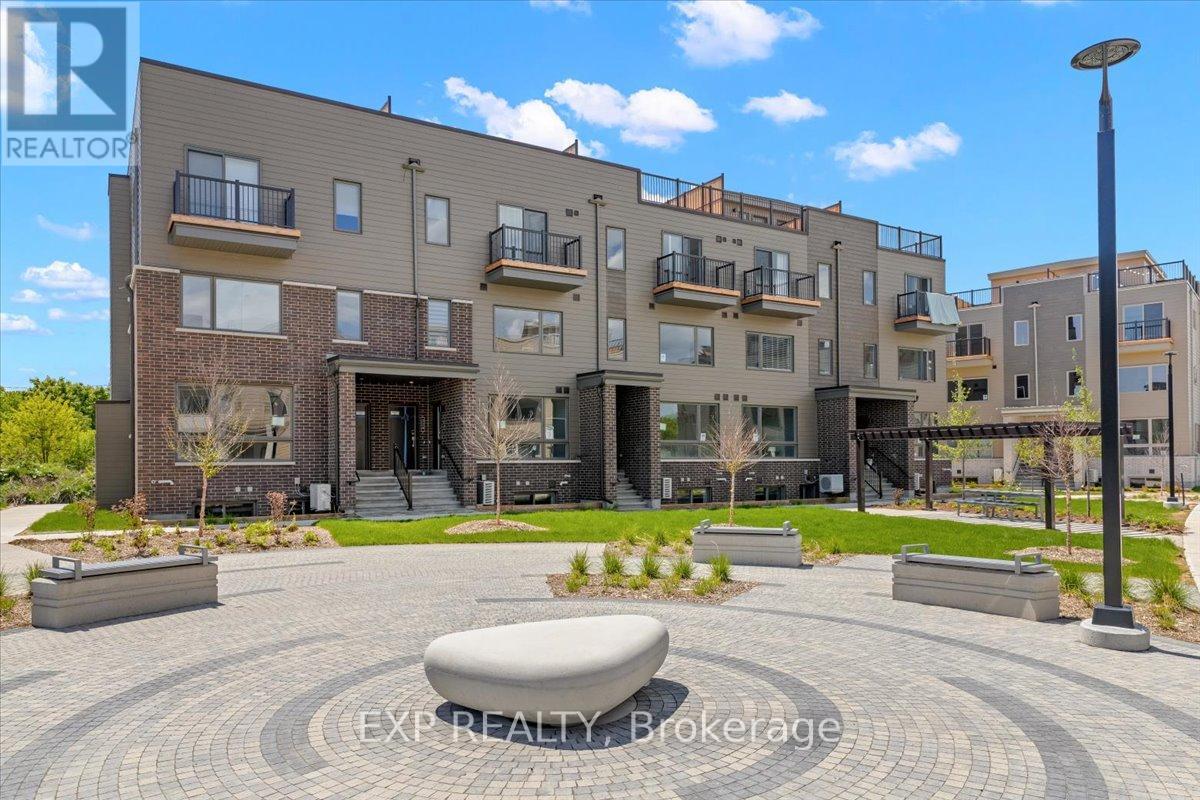 214 Mishi Private, Ottawa, ON K1K 0P2