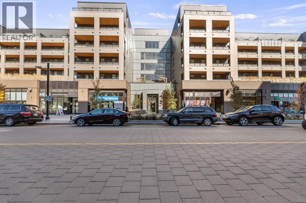 3932 University Avenue Nw Unit 220, Calgary, AB T3B 2V4