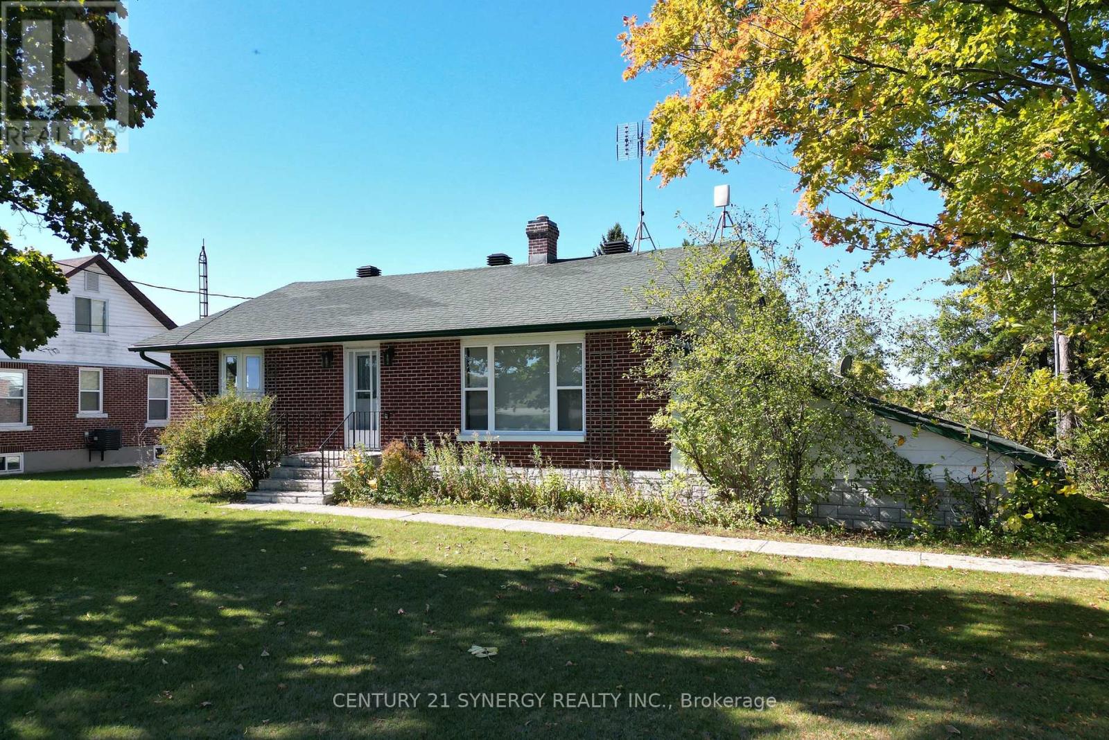 12009 Highway 15 Hwy, Montague, ON K7A 4S7