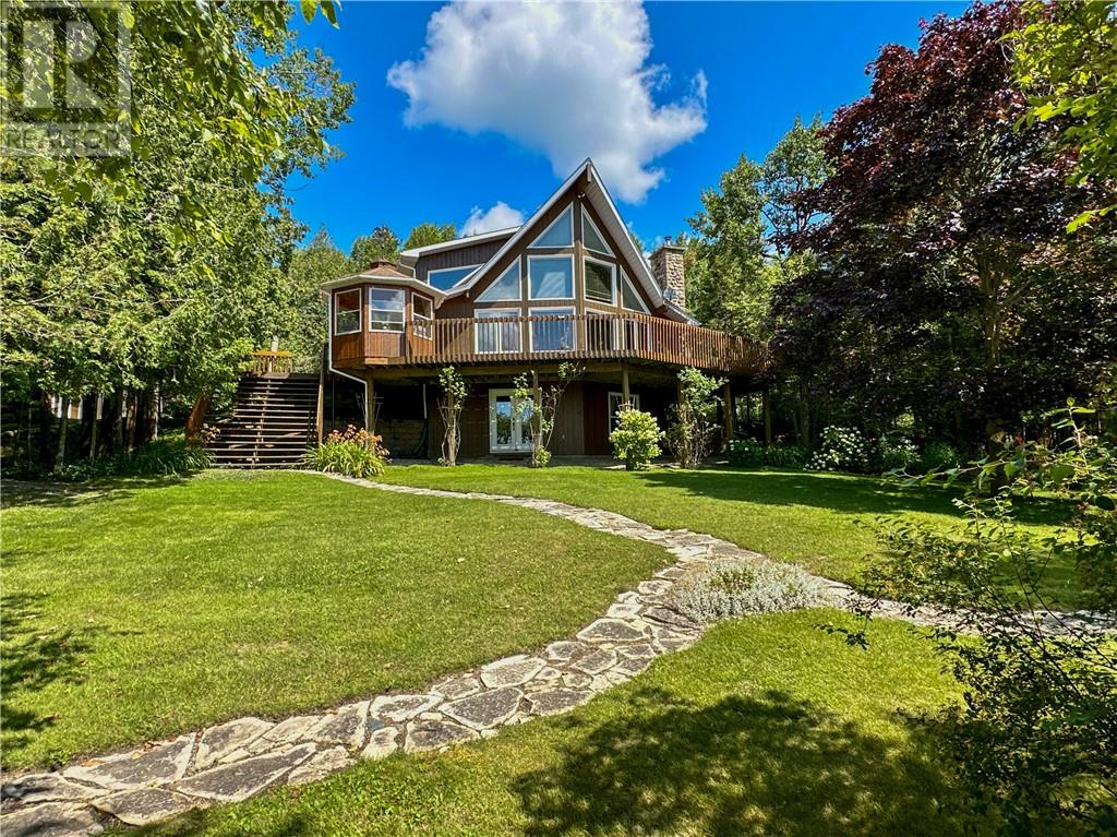 595 Lakeshore Rd, Assiginack, ON P0P 2J0