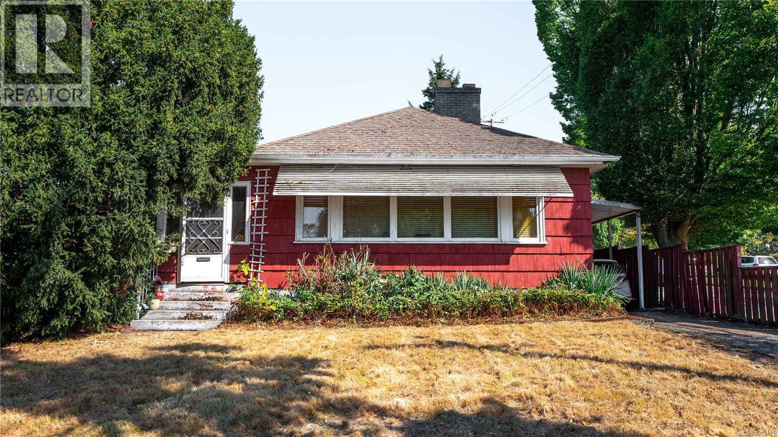 3111 Rutledge St, Victoria, BC V8X 1N3