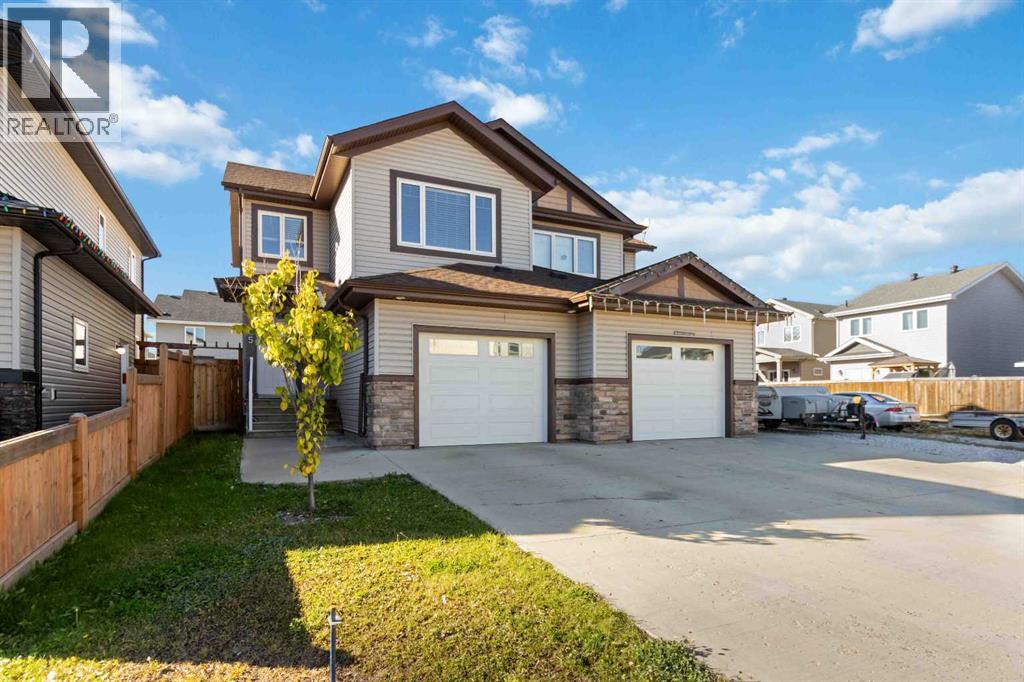 105 Archer Hill Ct, Fort Mcmurray, AB T9J 1C8