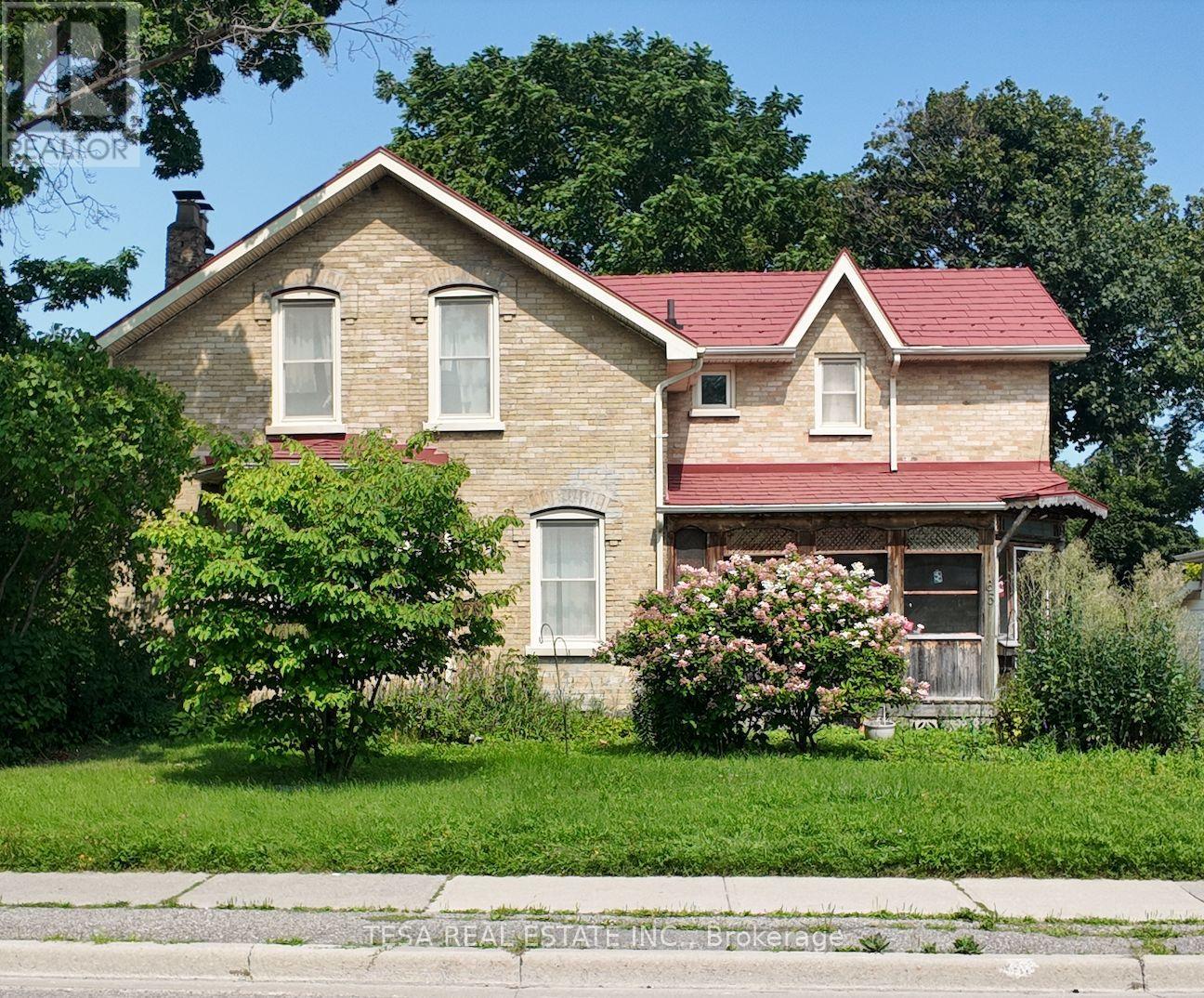 65 Park Rd S, Oshawa, ON L1J 4G7