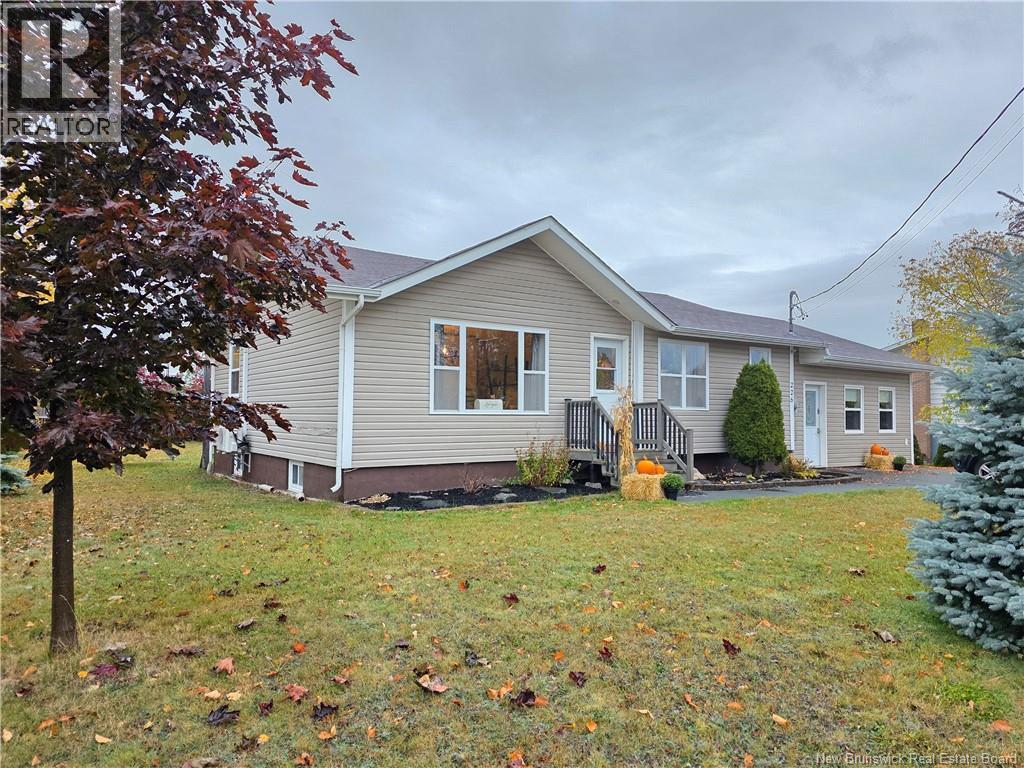 226 Gagnon, Beresford, NB E8K 1V3