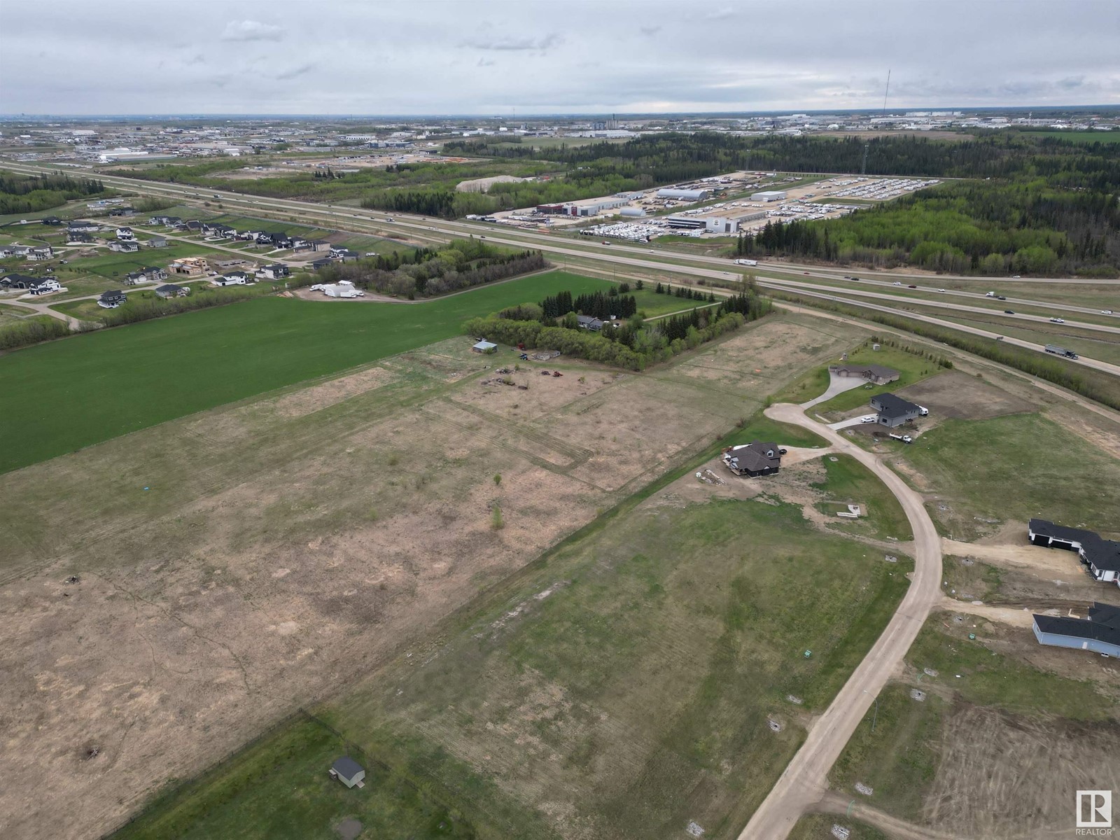 26422 Hghway 16, Spruce Grove, AB T7X 0G3