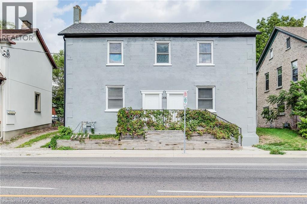 1331 King St E, Cambridge, ON N3H 3R2