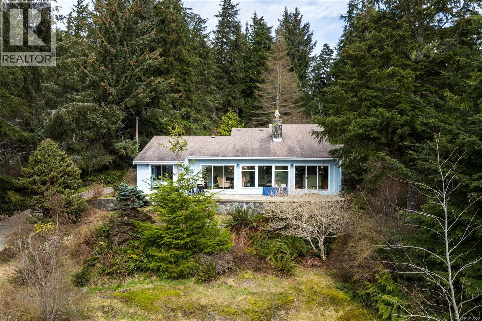2601 Seaside Dr, Sooke, BC V9Z 1G7