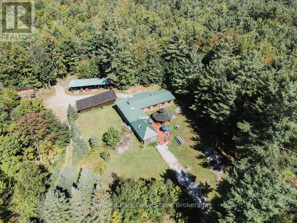 1150 Carlsmount Rd, Bracebridge, ON P1P 1R3