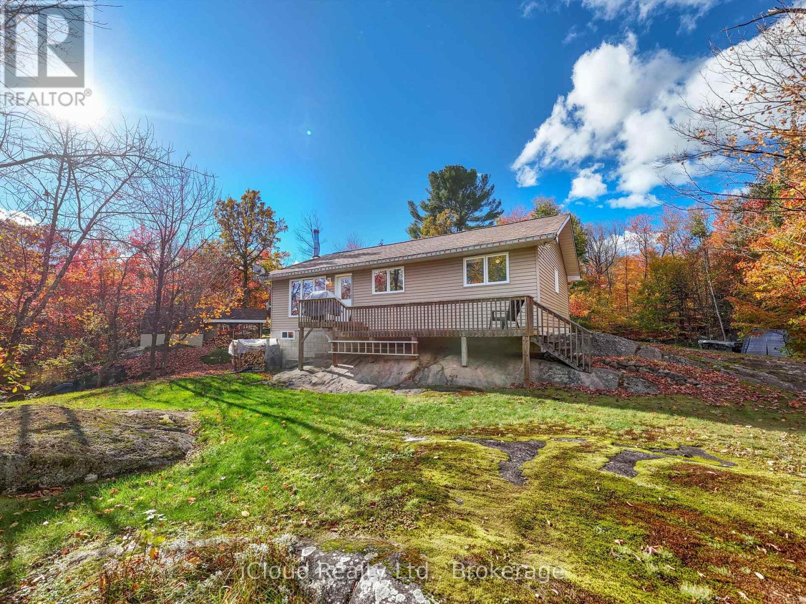 6 Springhill Rd, McKellar, ON P0G 1C0
