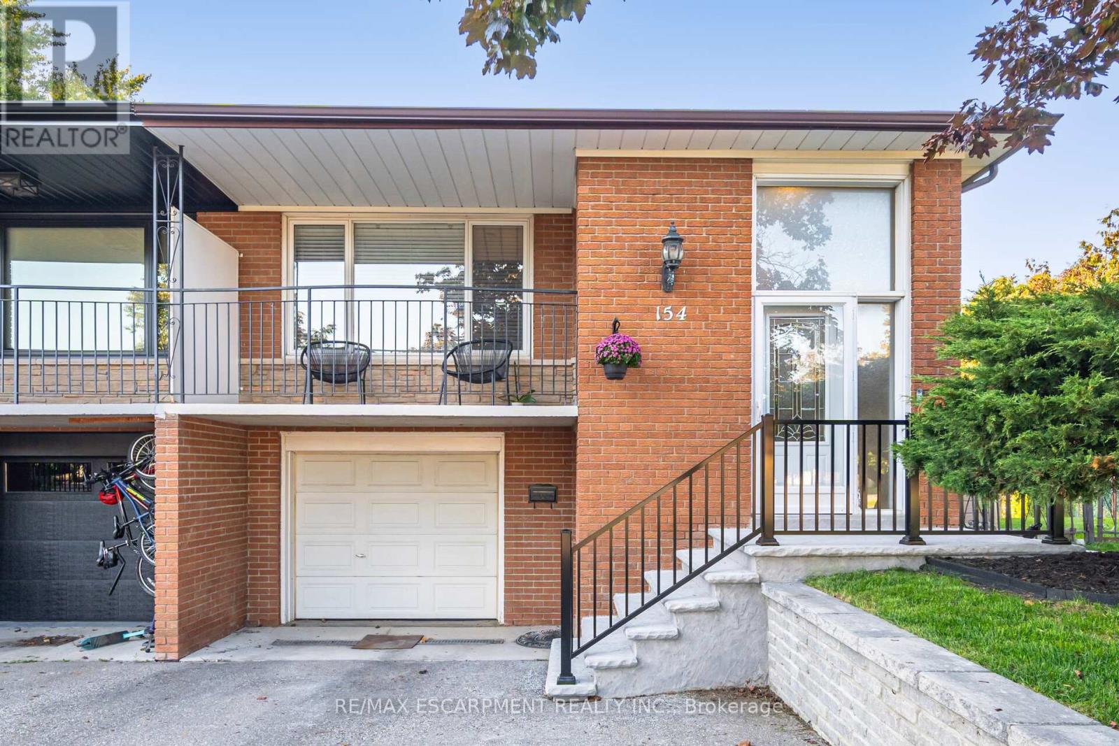 154 Rainbow Dr, Vaughan, ON L4L 2K7