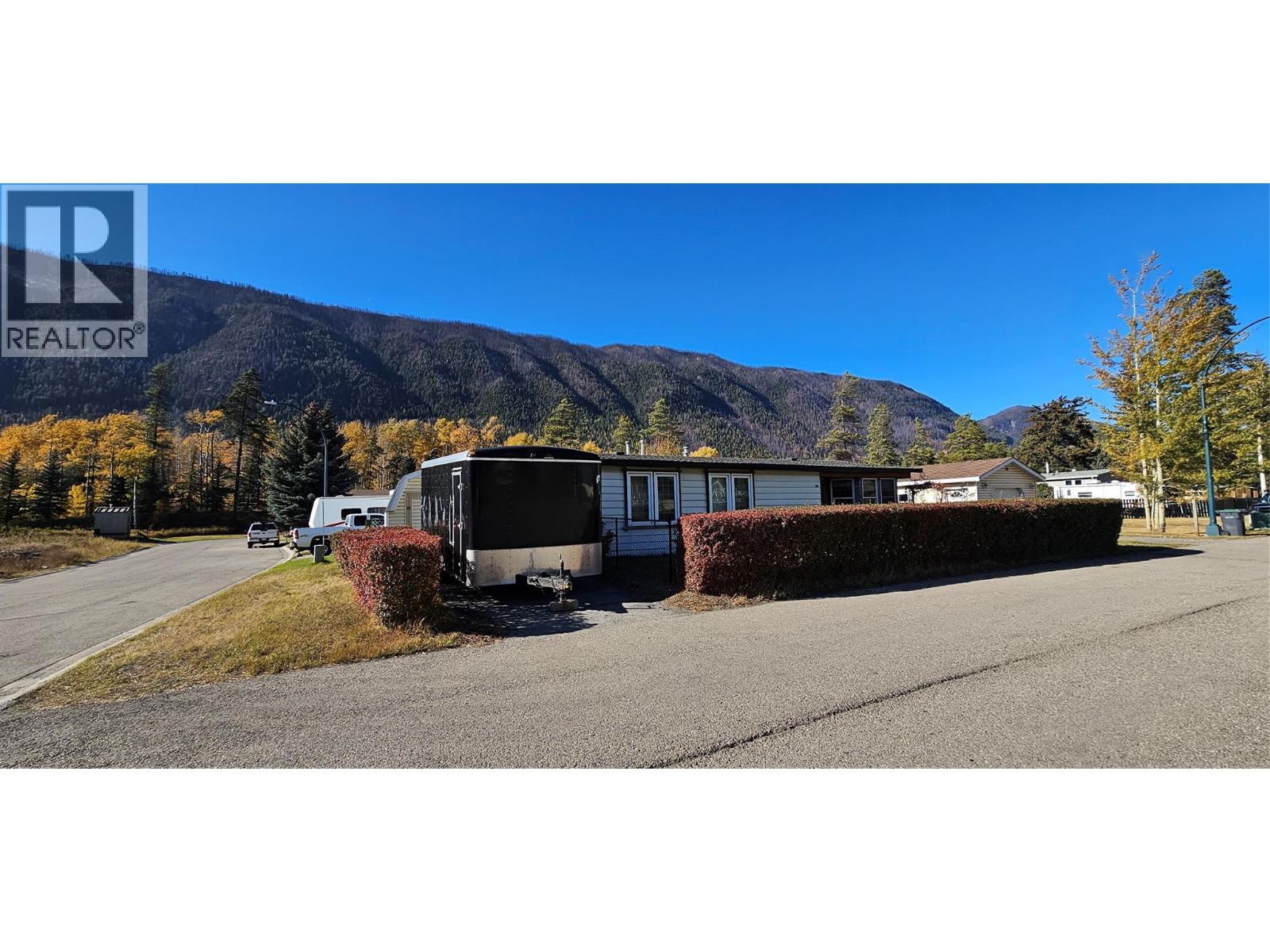 540 Buckthorn Rd, Sparwood, BC V0B 2G0