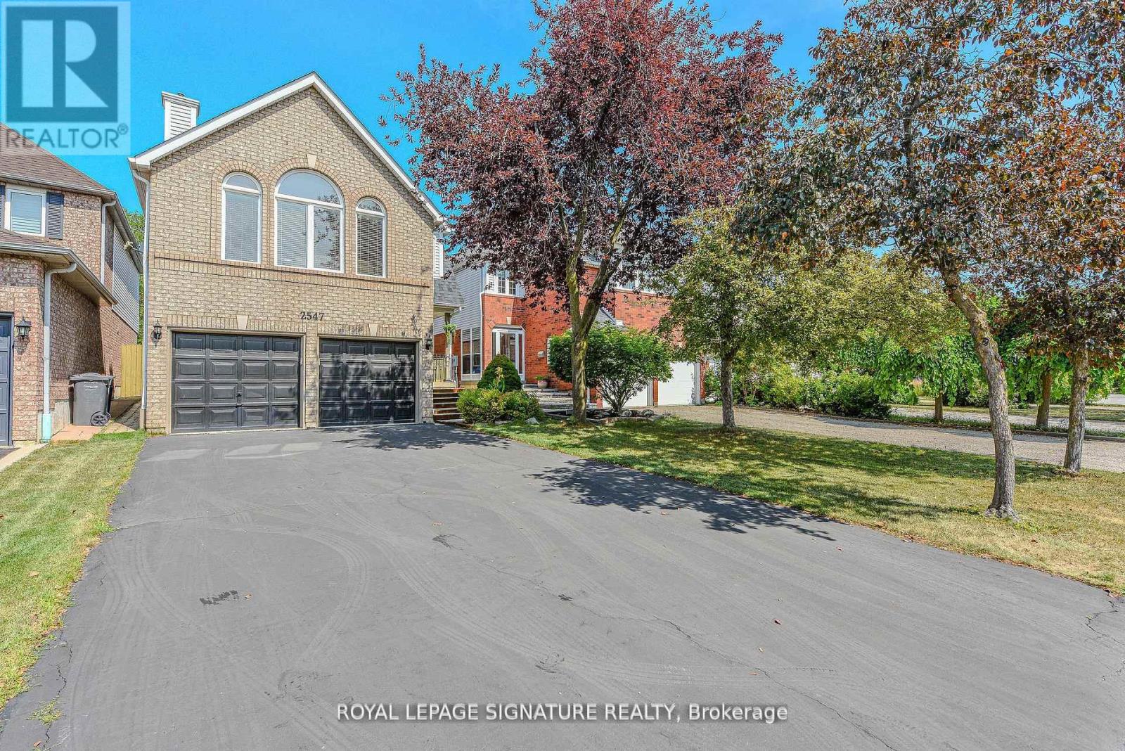 2547 Raglan Ct, Mississauga, ON L5M 5L5