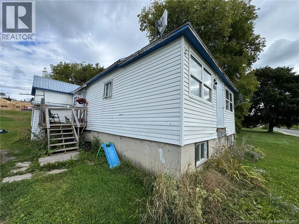 268 Main St, Bath, NB E7J 0A4