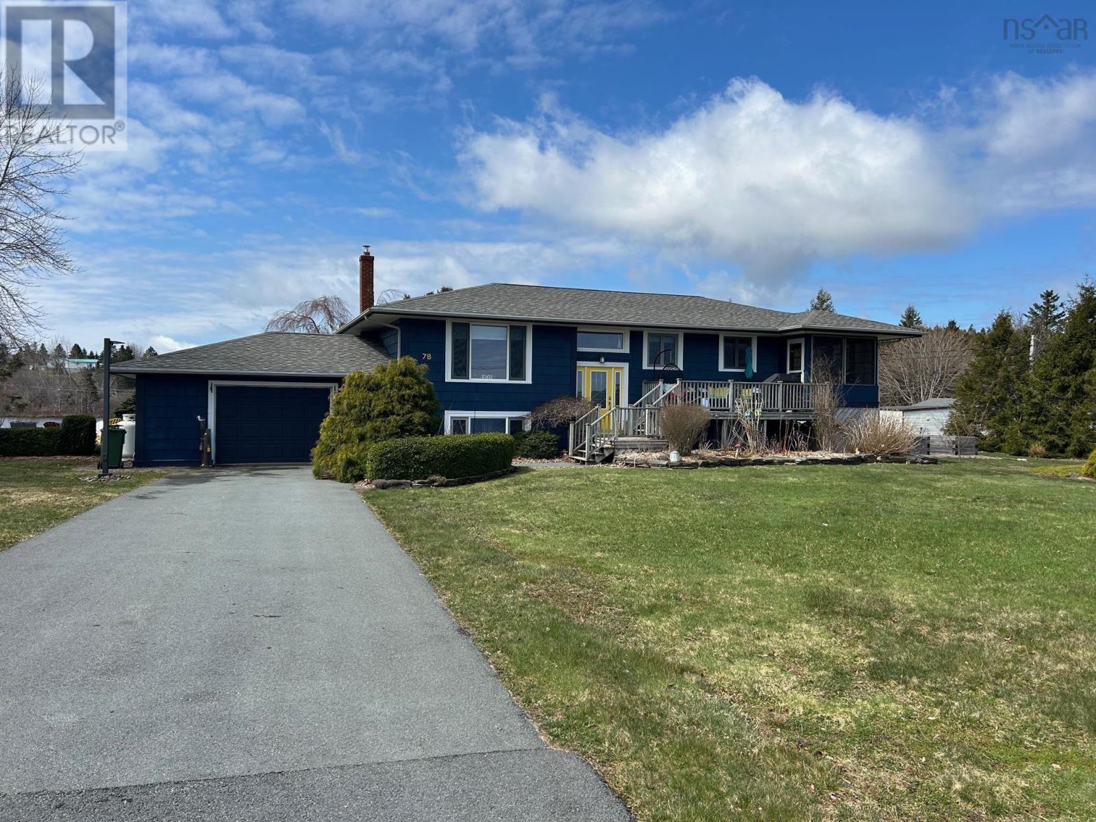 78 Fort Point Rd, Lahave, NS B0R 1C0