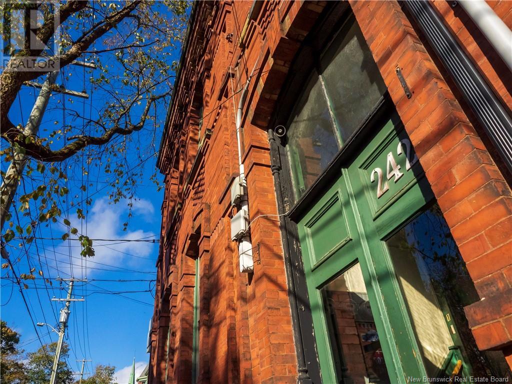 242 Germain St, Saint John, NB E2L 2G6