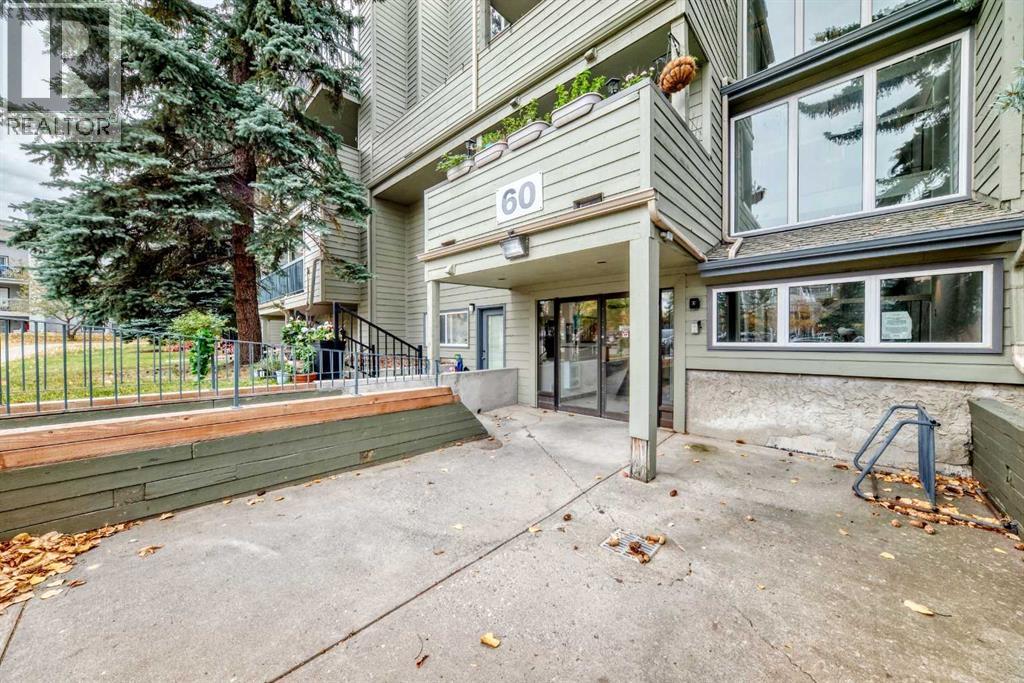 60 Glamis Drive Sw Unit 1210, Calgary, AB T3E 6T5