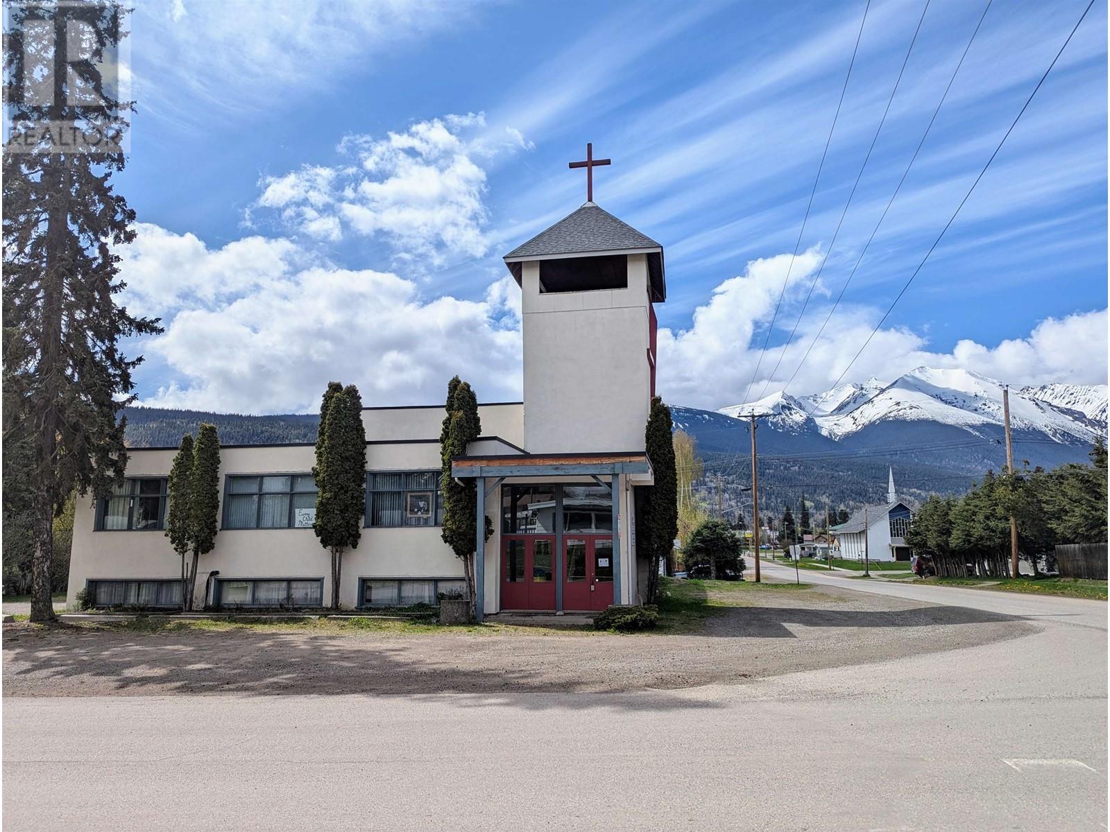 3889 8 Avenue, Smithers, BC V0J 2N0