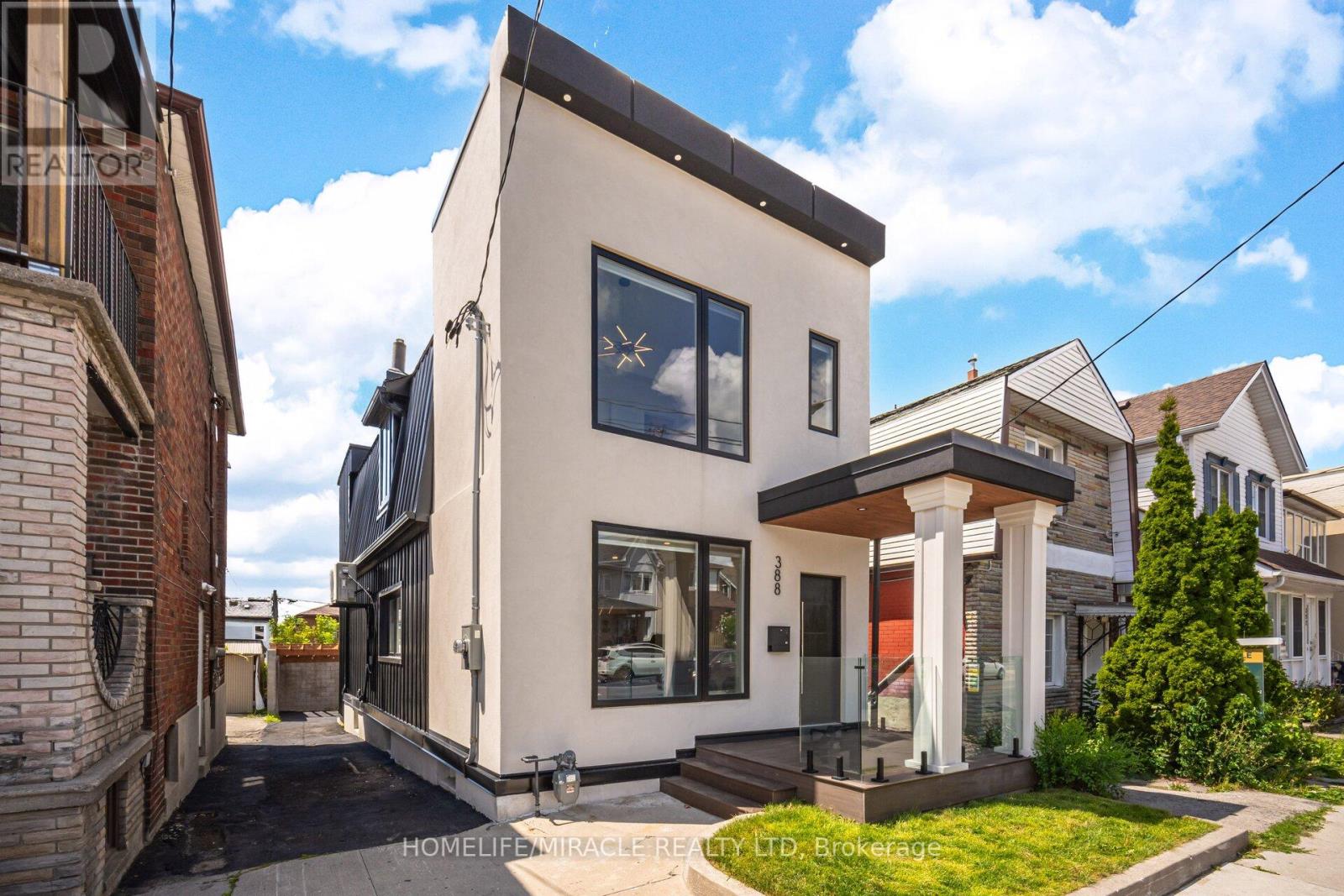 388 Oakwood Ave, Toronto, ON M6E 2W3