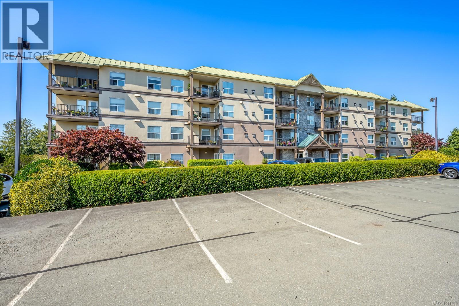 280 Dogwood St S Unit 402 St, Campbell River, BC V9W 6Y7