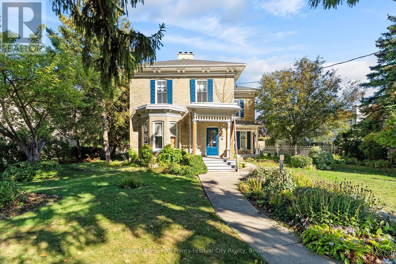 55 Nelson St E, Goderich, ON N7A 1R7
