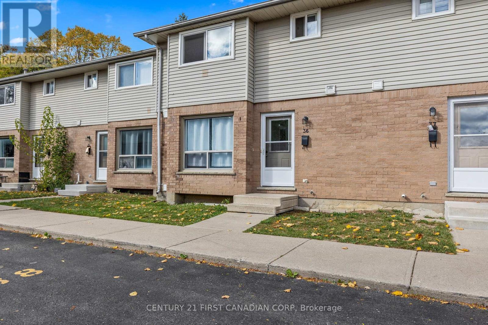 36 595 Third St, London, ON N5V 4A1