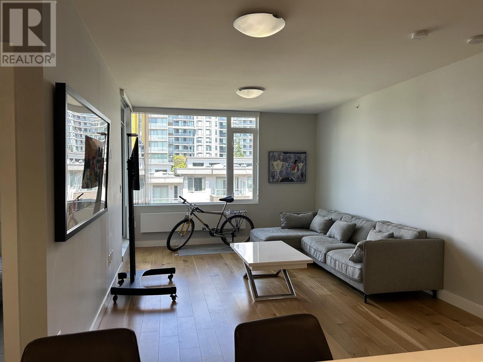 9393 Tower Road Unit 518, Burnaby, BC V5A 0E2