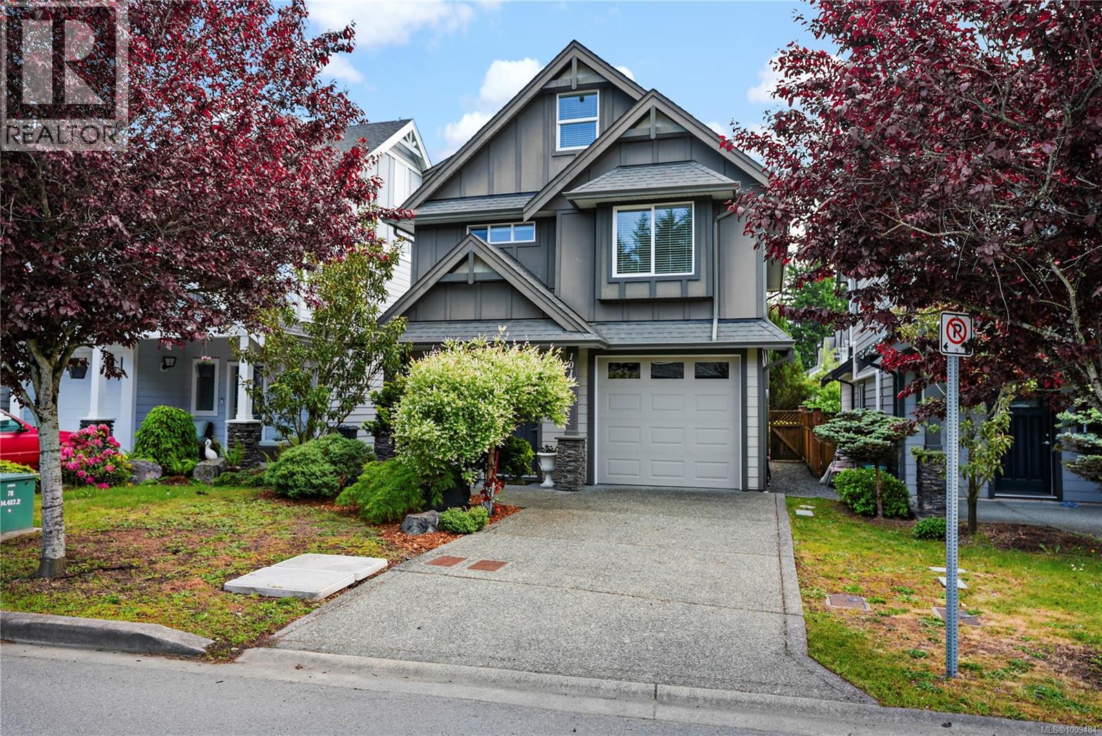 1011 Braeburn Ave, Langford, BC V9C 0H8