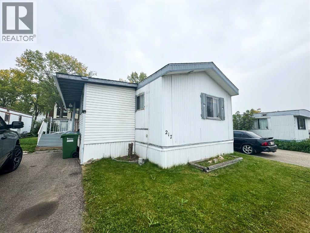 5029 34 Street Unit 217, Red Deer, AB T4N 0P4
