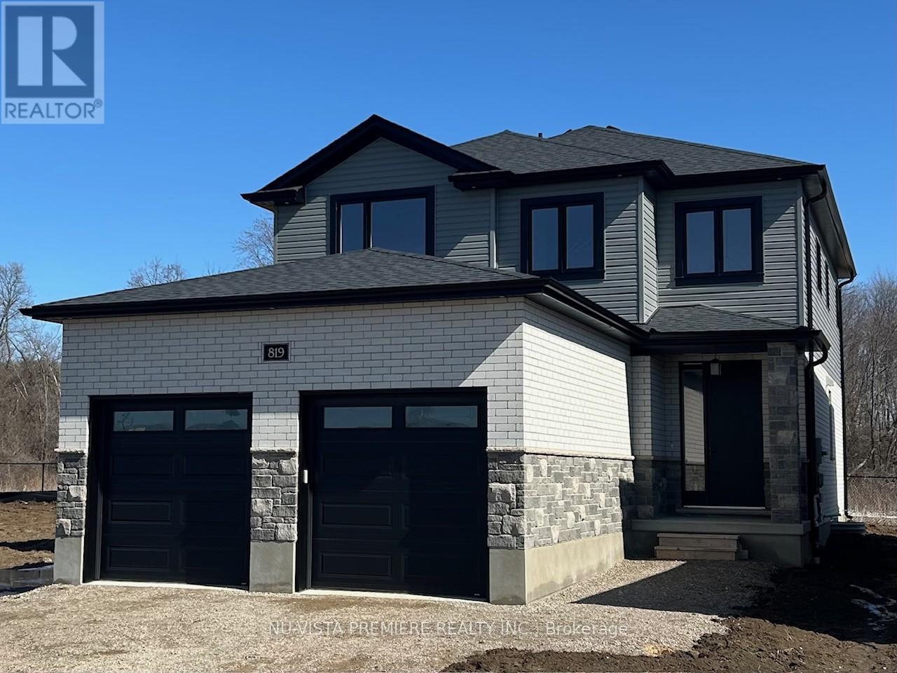 828 Gatestone Rd, London South South U, ON N6M 1C1