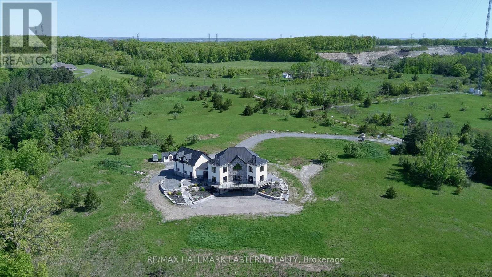 14 Ferguson Hill Rd, Brighton, ON K0K 1R0