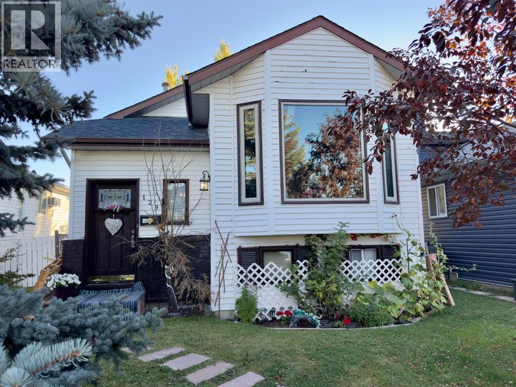 129 Coventry Pl NE, Calgary, AB T3K 4A6