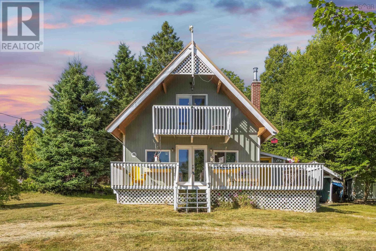 46 Awalts Rd, Chester, NS B0J 1T0