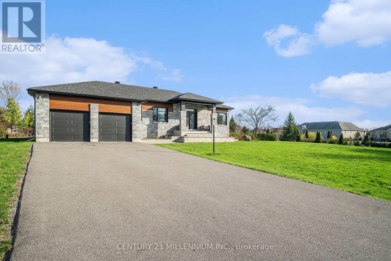 6470 Apple Orchard Rd, Ottawa, ON K4P 0B1