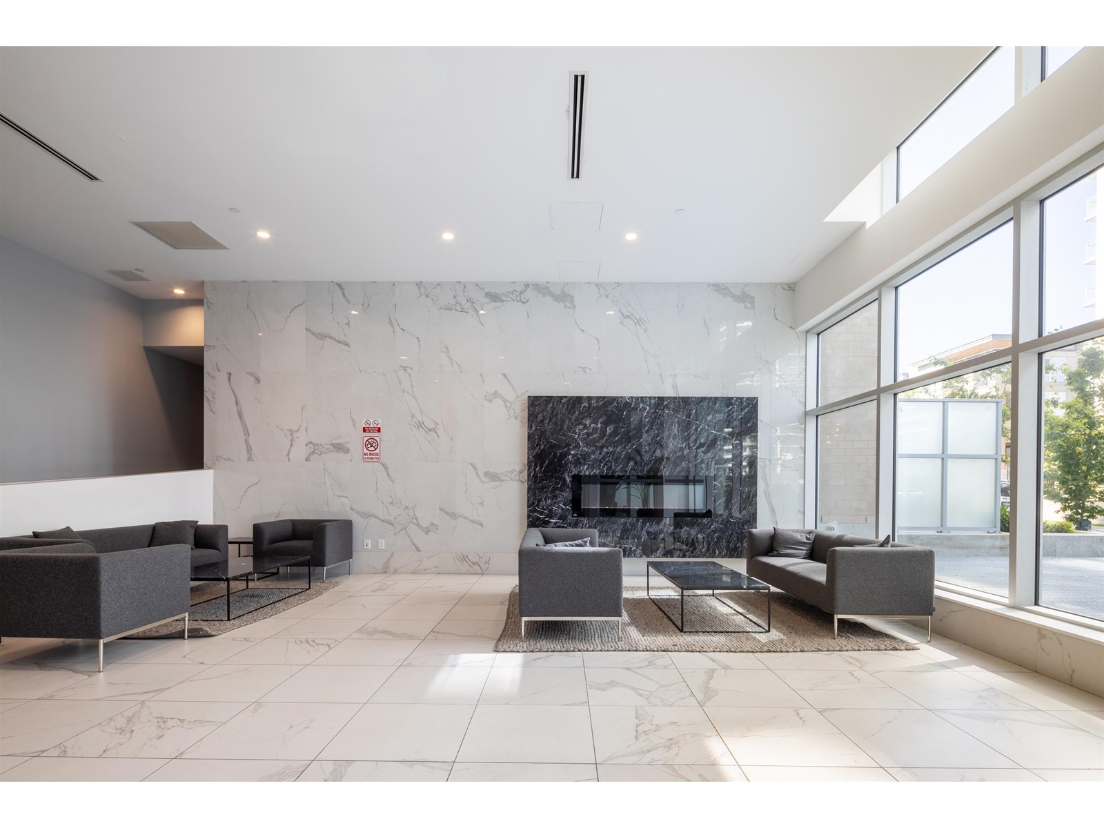 13350 Central Avenue Unit 1301, Surrey, BC V3T 0S1