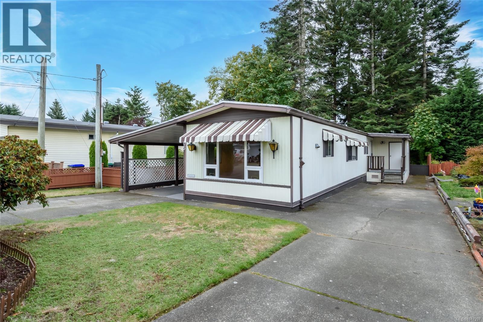 505 Upland Ave, Courtenay, BC V9N 6V9