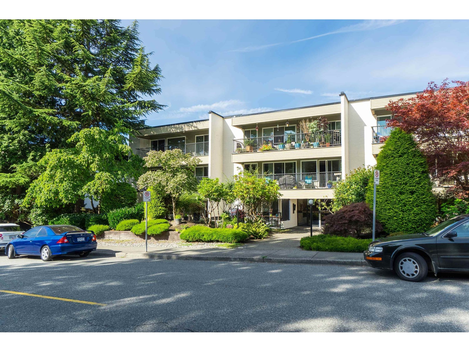 1351 Martin Street #304, White Rock, BC V4B 3W6