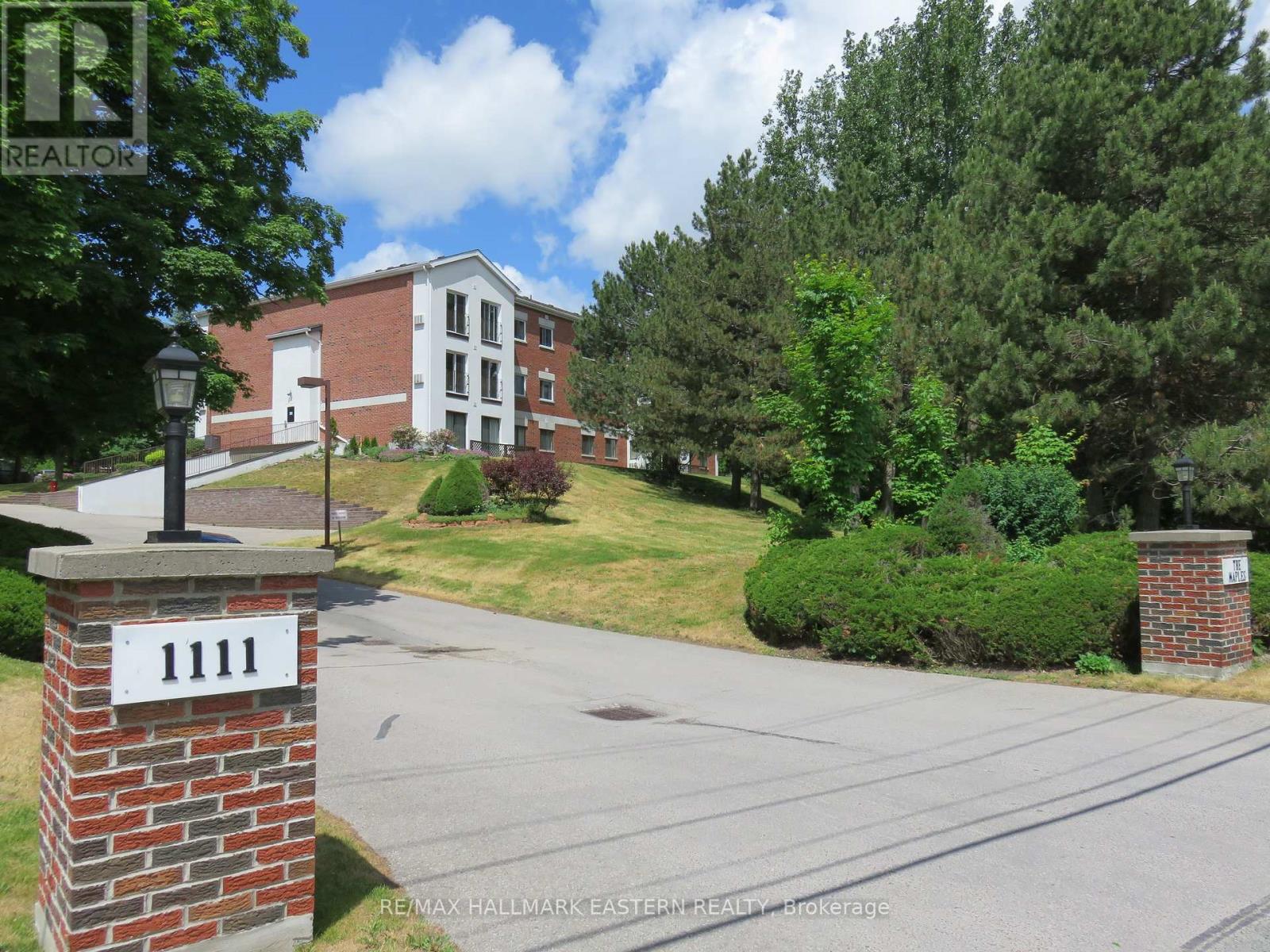 208 1111 Water St, Peterborough, ON K9H 6M4