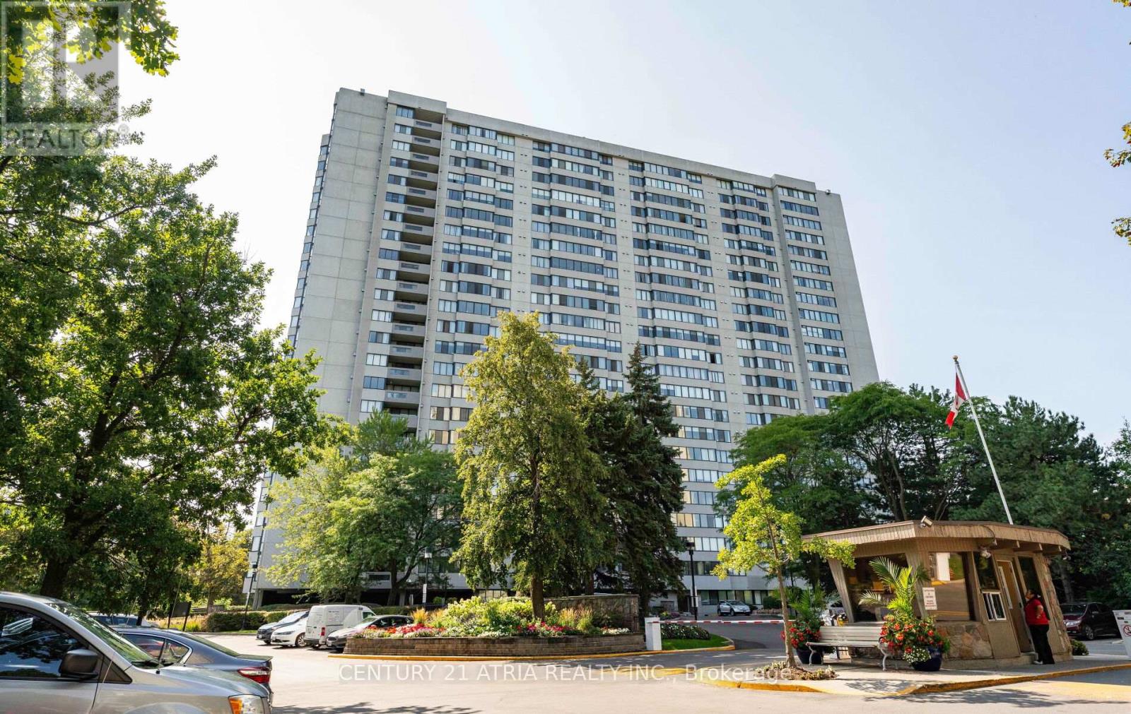1505 2330 Bridletowne Cir, Toronto, ON M1W 3P6
