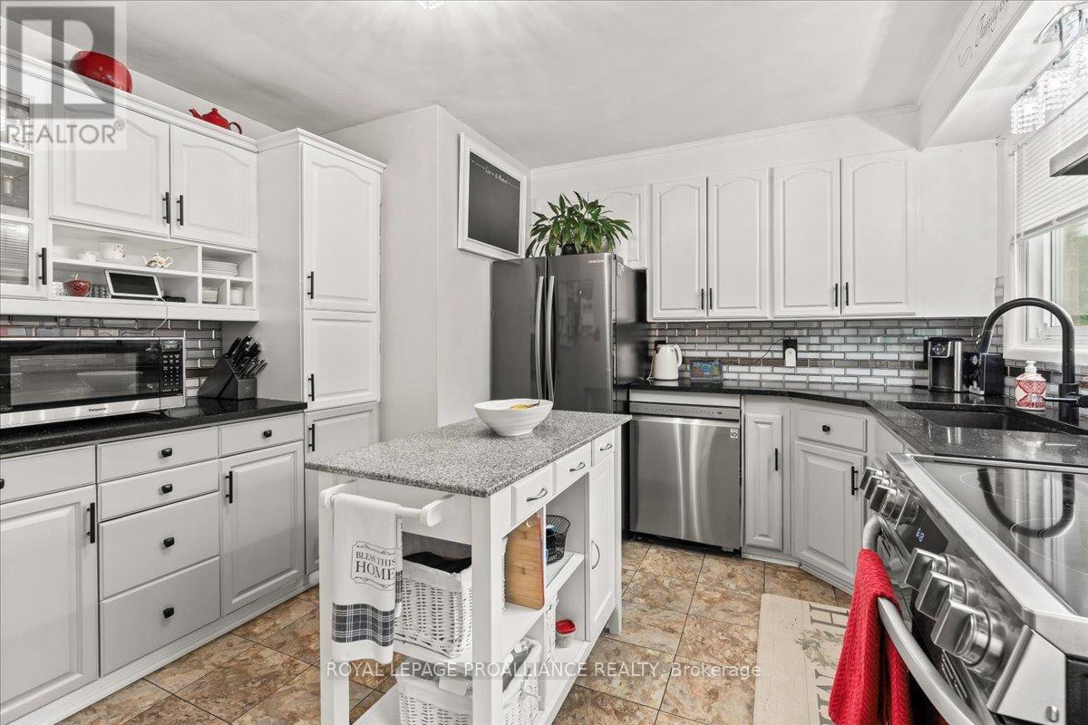23 Alfred Dr, Belleville, ON K8N 4M6