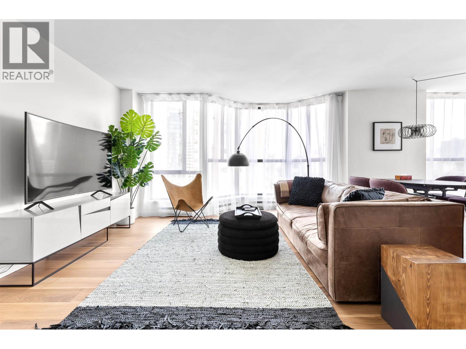 789 Jervis Street Unit 903, Vancouver, BC V6E 2B1