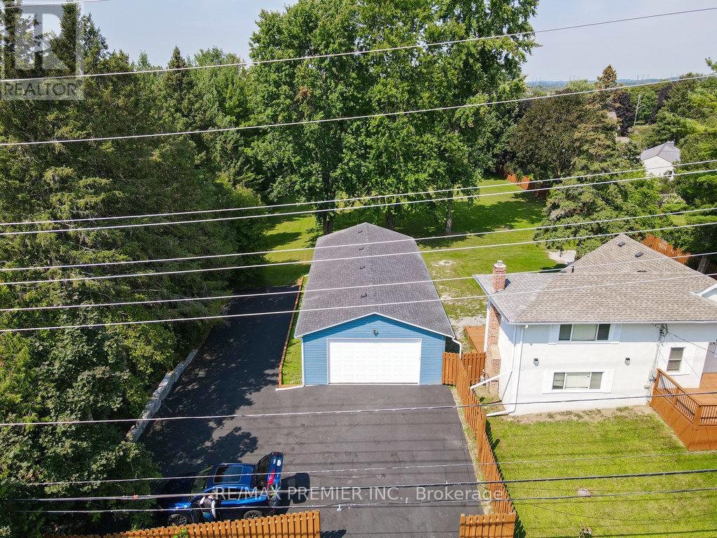 270 Conlin Rd E, Oshawa, ON L1H 7K5
